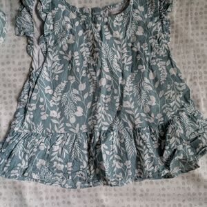 Haute Hippie Kids Blue and White Floral Top, Skirt ****Headband NOT Included